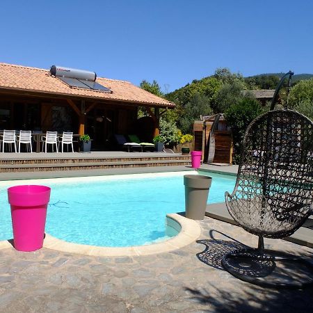 A Dodolela Bed and Breakfast Omessa Buitenkant foto