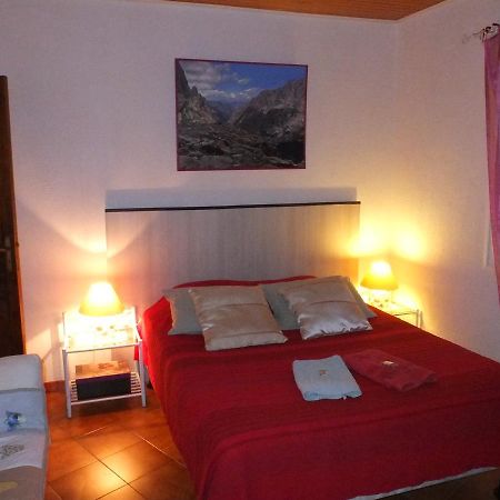A Dodolela Bed and Breakfast Omessa Buitenkant foto