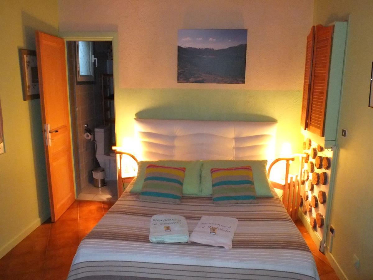 A Dodolela Bed and Breakfast Omessa Buitenkant foto